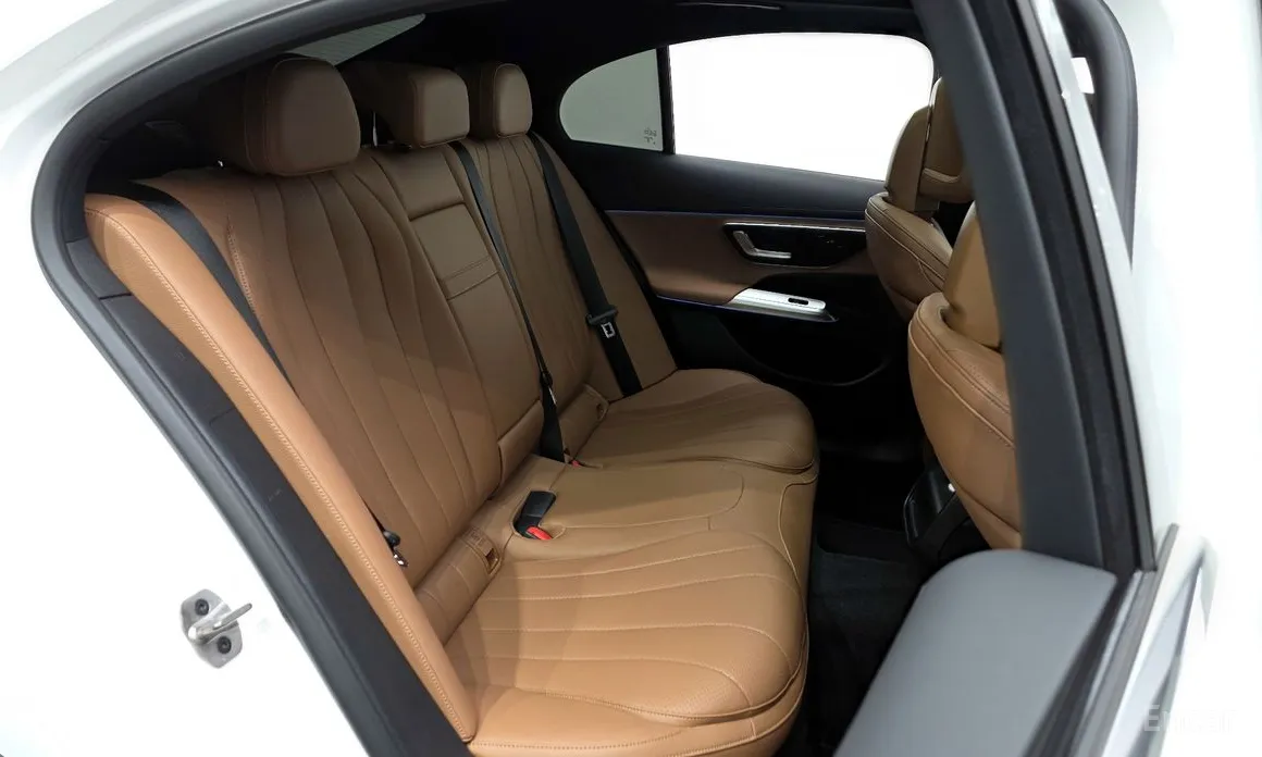 Mercedes-Benz E-Class 2024 E200 Avantgarde