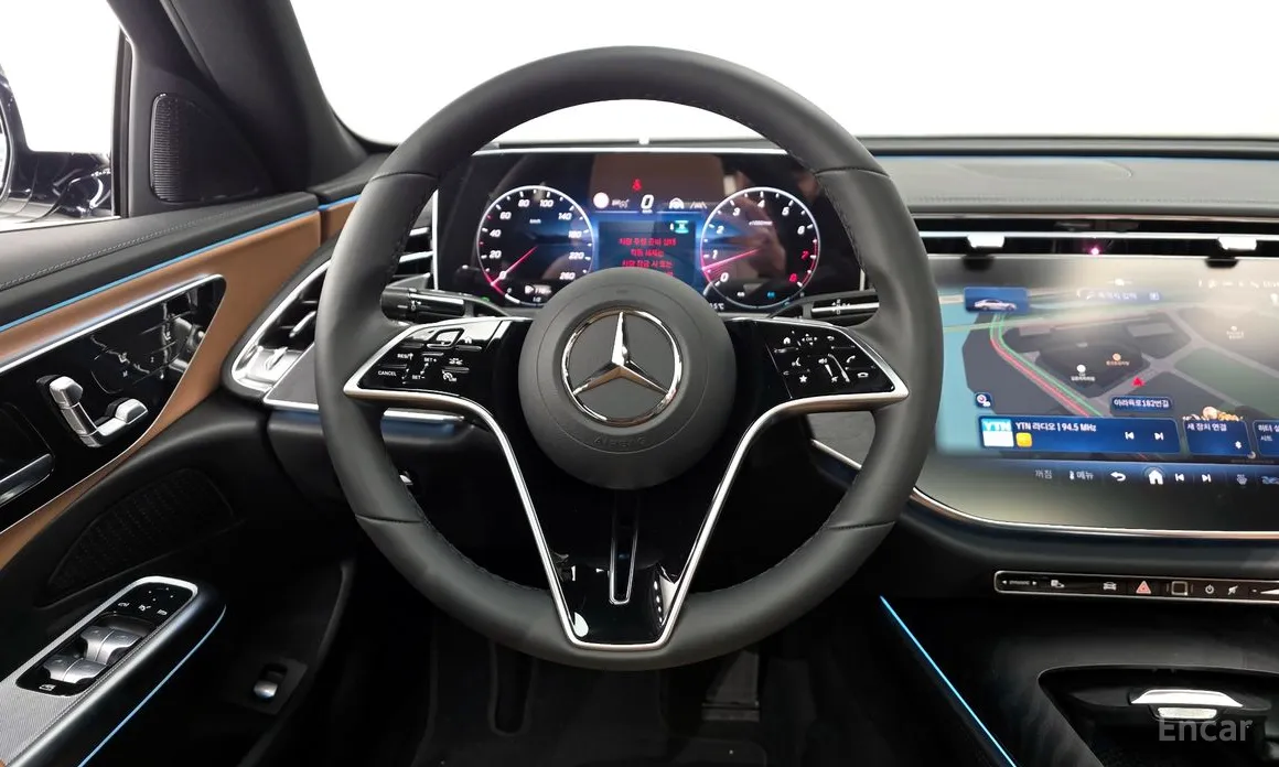 Mercedes-Benz E-Class 2024 E200 Avantgarde