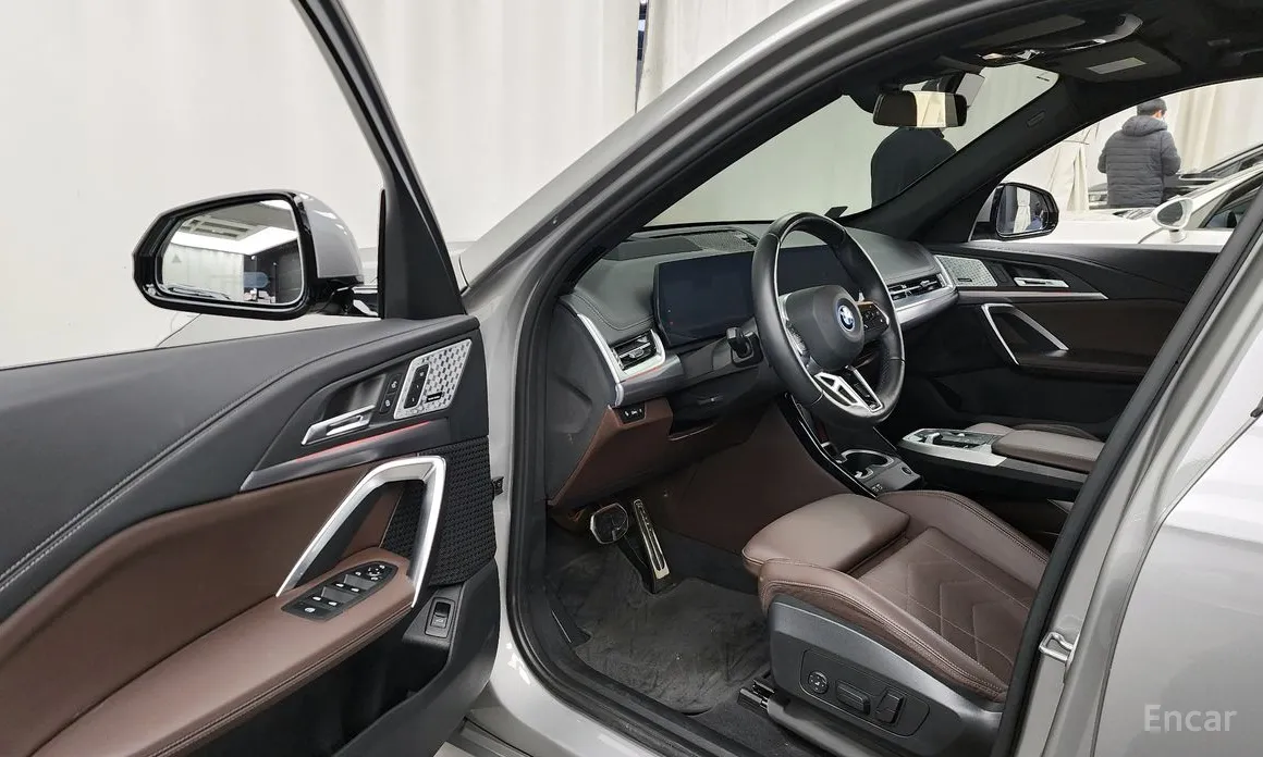 BMW iX1 2023 xDrive 30 M Sport