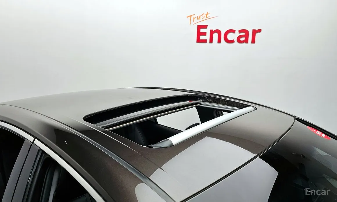 Toyota Camry 2017 2.5 XLE Hybrid