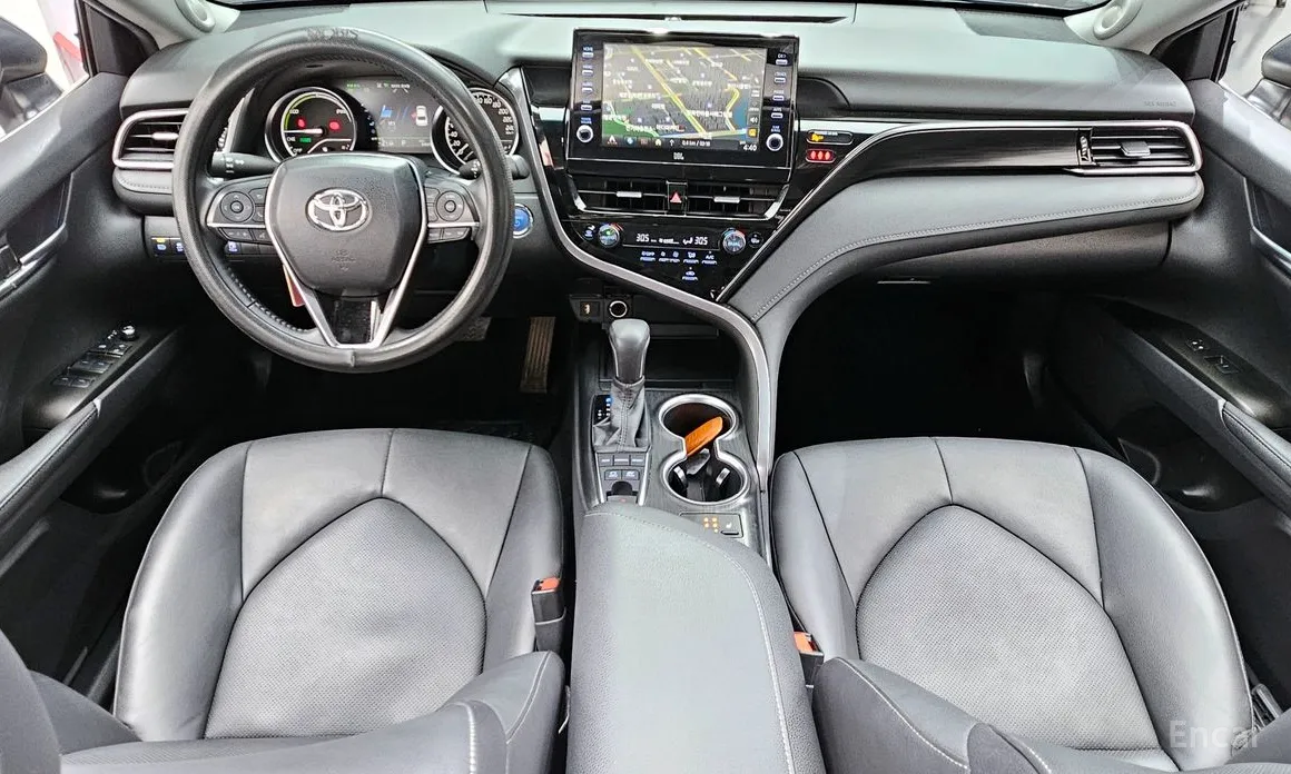 Toyota Camry 2017 2.5 XLE Hybrid