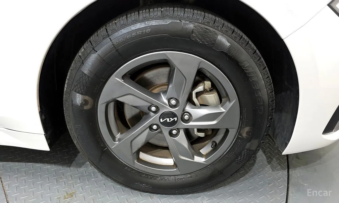 Kia K5 2023 2.0 LPi(Rent)