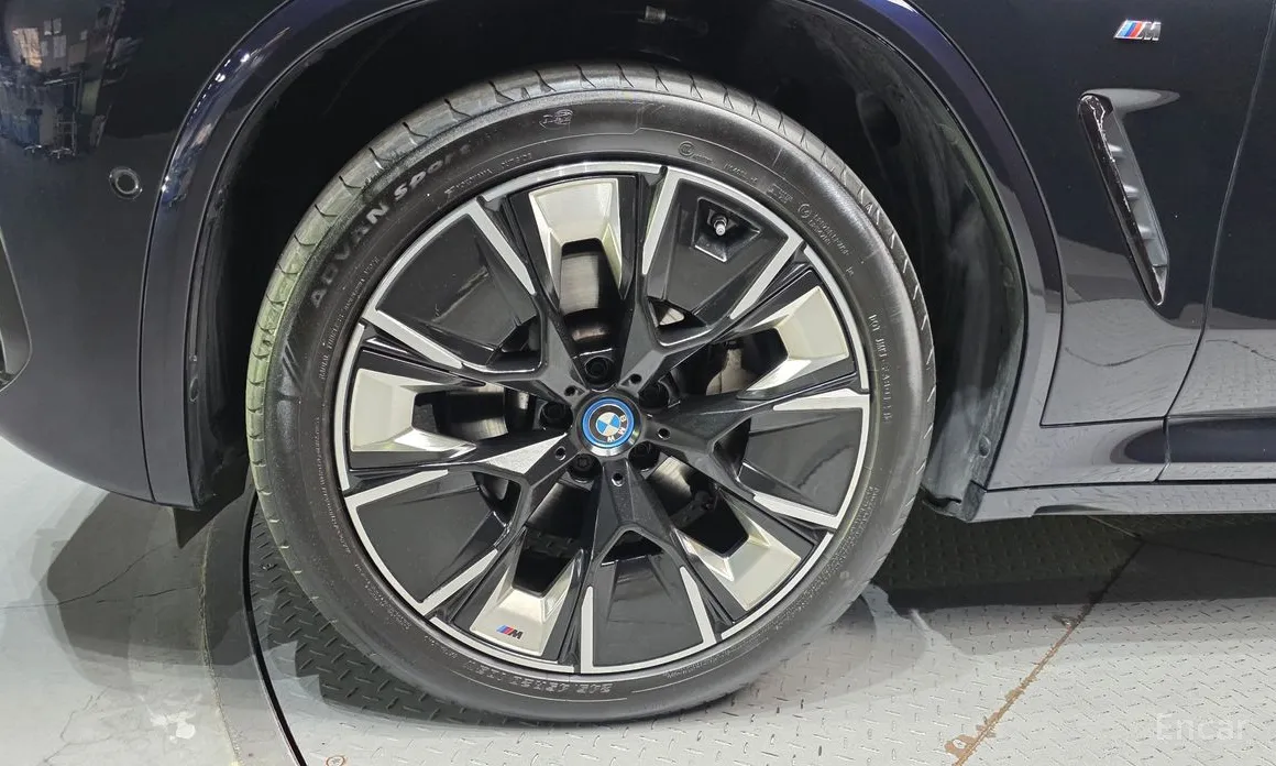 BMW iX3 2021 M Sports