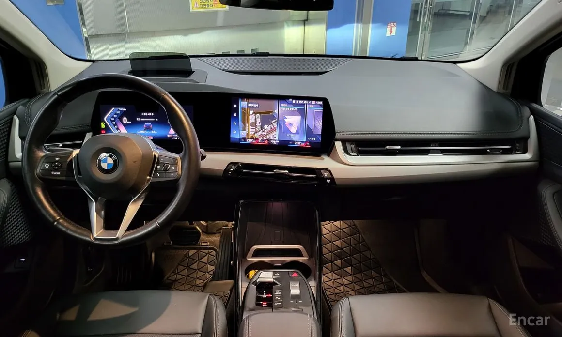 BMW 2 Series 2022 220i Advantage