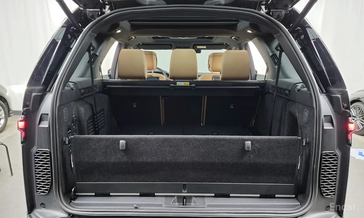 Land Rover Discovery 2017 P360 Dynamic HSE