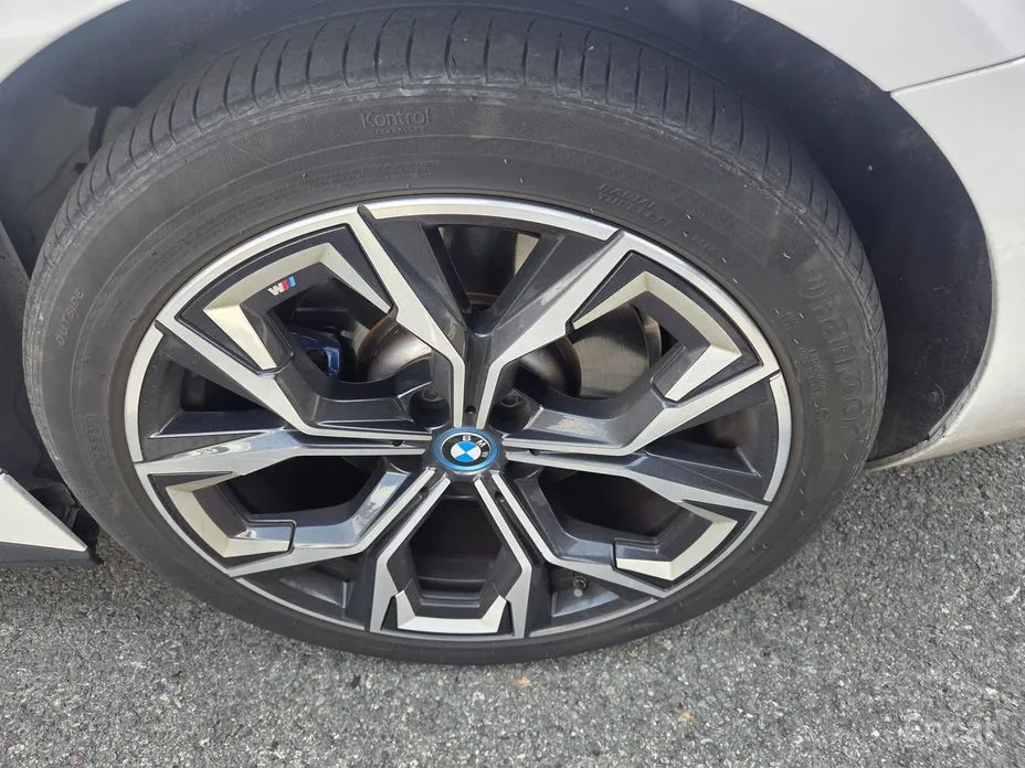 BMW i4 2021 eDrive40 M Sports Pro