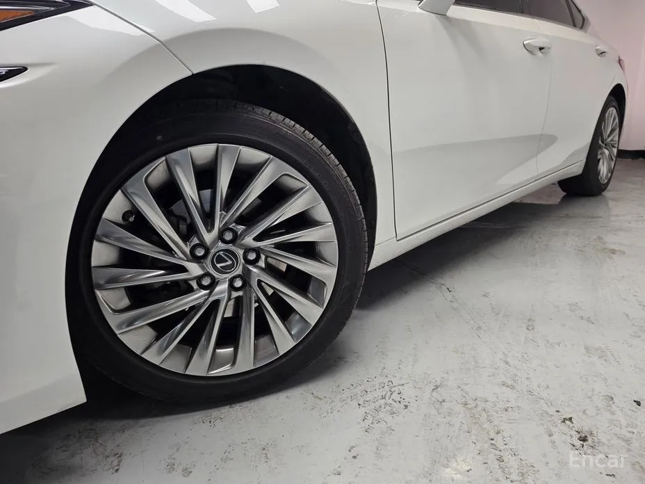 Lexus ES 2018 Executive