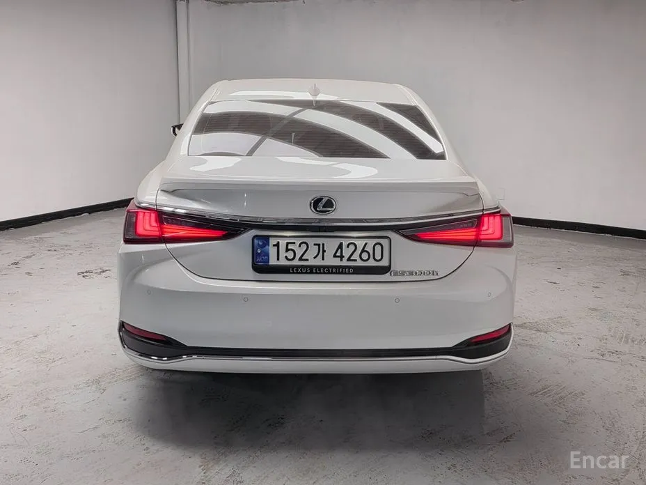 Lexus ES 2018 Executive