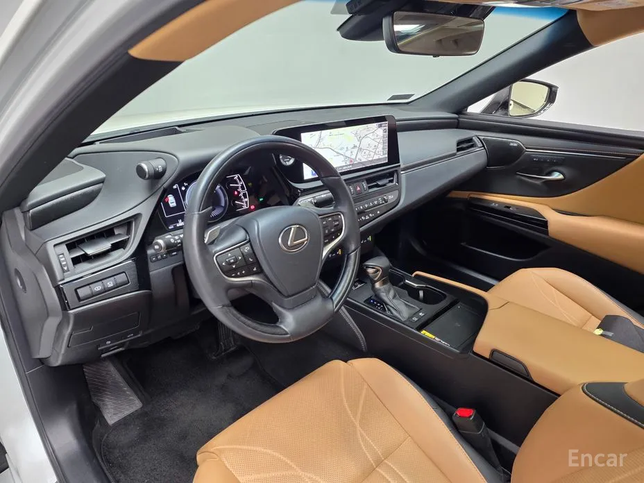 Lexus ES 2018 Executive