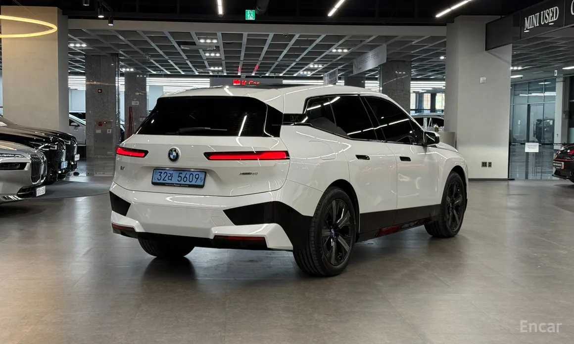 BMW iX 2021 xDrive50 Sport Special Edition