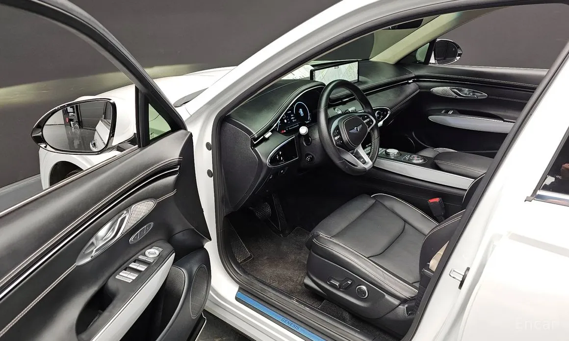 Genesis GV70 2022 e-AWD