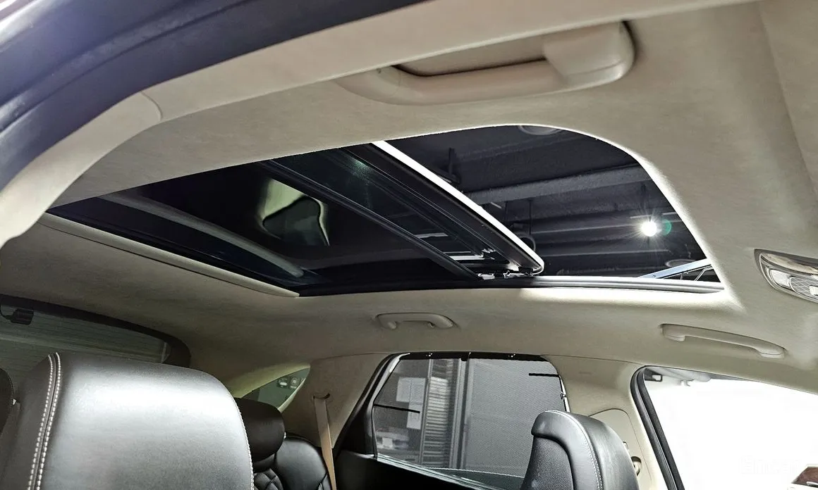 Genesis GV70 2022 e-AWD