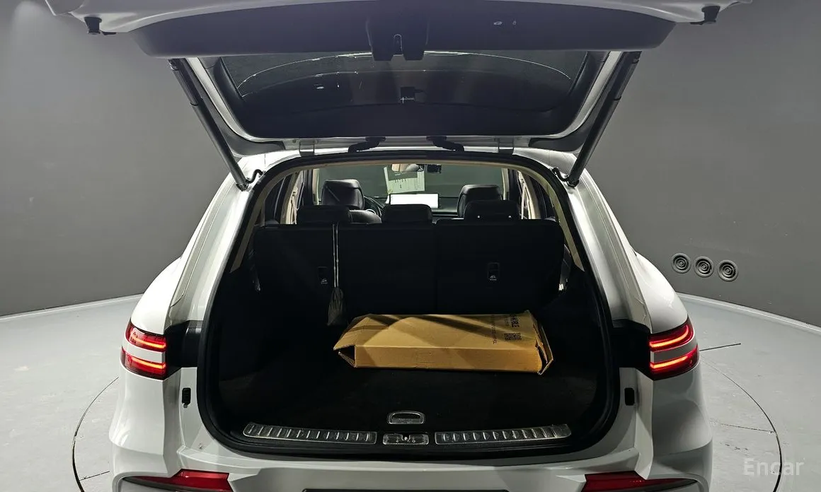 Genesis GV70 2022 e-AWD