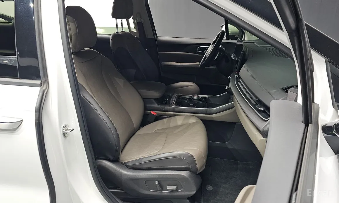 Kia Carnival 2023 Gasoline 9-Seater Noblesse