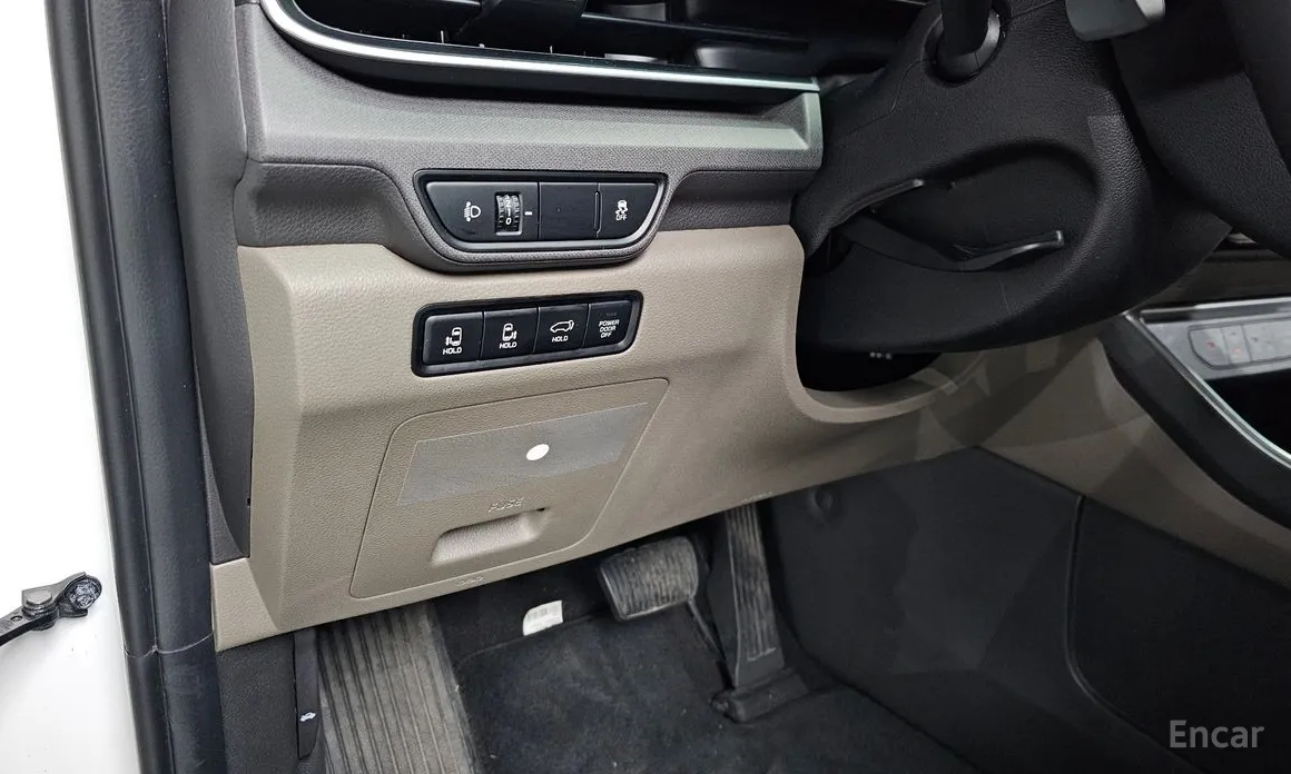 Kia Carnival 2023 Gasoline 9-Seater Noblesse