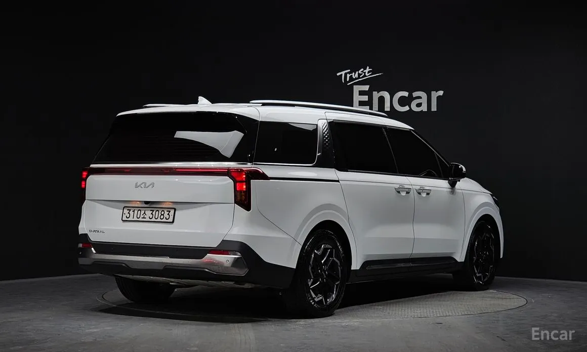 Kia Carnival 2023 Gasoline 9-Seater Noblesse