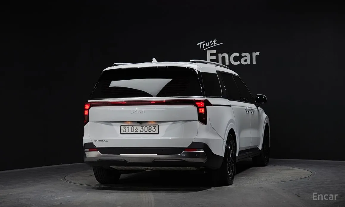 Kia Carnival 2023 Gasoline 9-Seater Noblesse