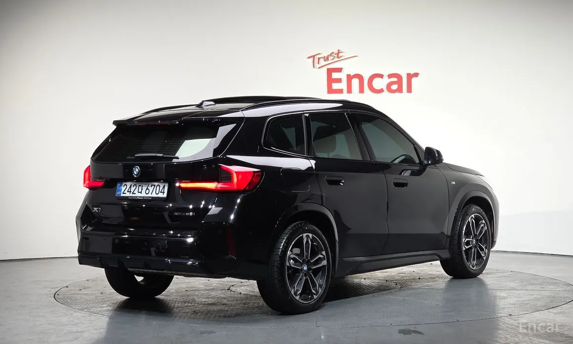 BMW X1 2023 xDrive 20i M Sport