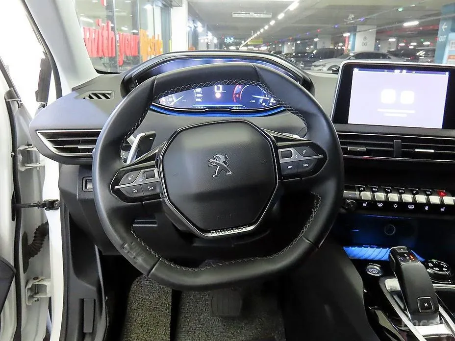 Peugeot 3008 2017 1.5 BlueHDi Allure