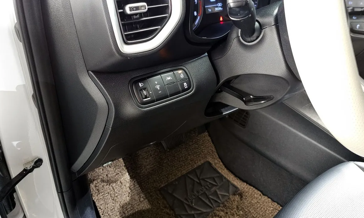 Hyundai Venue 2019 1.6 Modern Plus