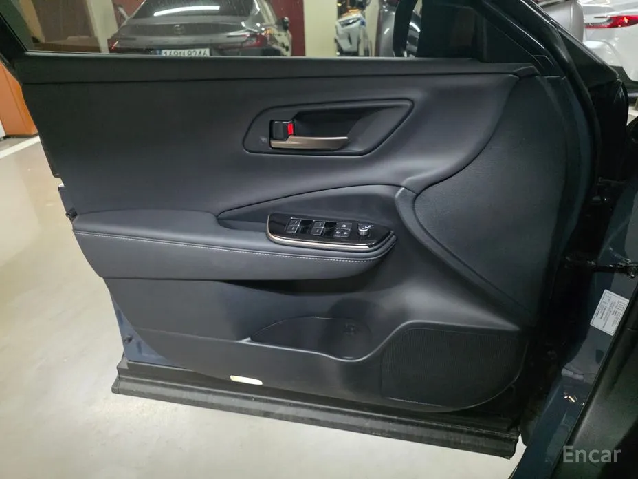 Toyota Crown 2023 2.5 4WD Hybrid