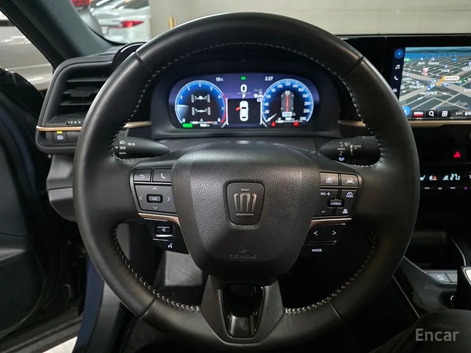 Toyota Crown 2023 2.5 4WD Hybrid