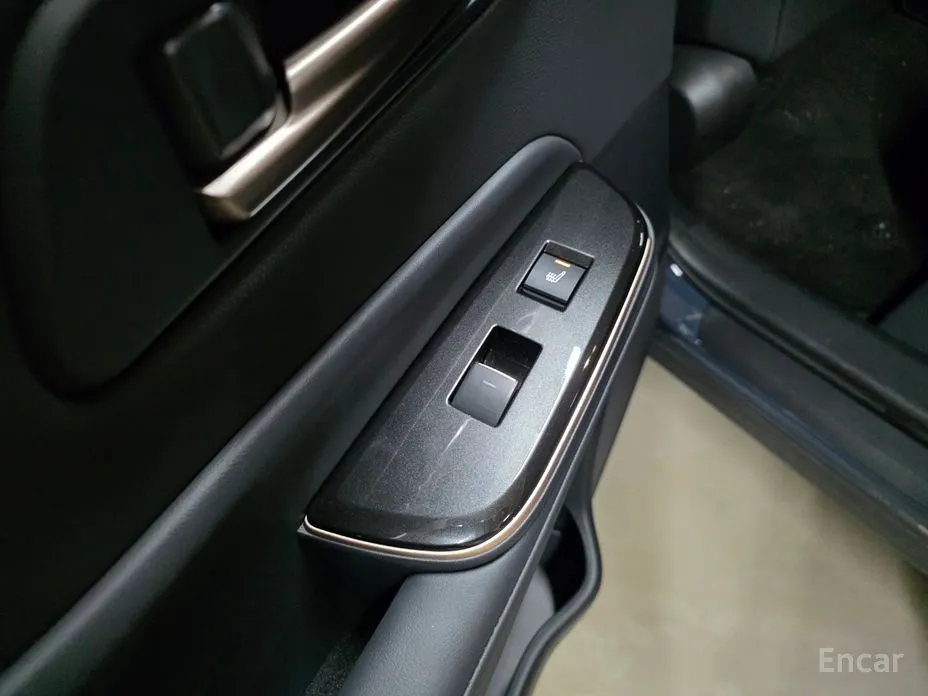 Toyota Crown 2023 2.5 4WD Hybrid