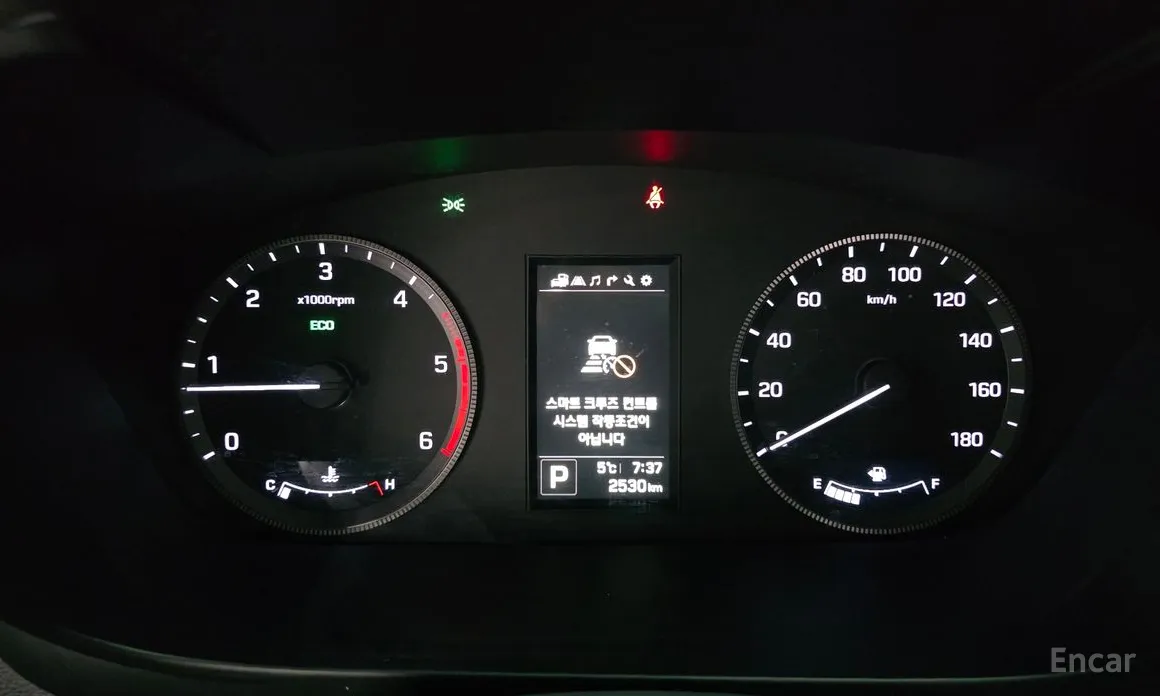 Hyundai Solati 2015 15-seater