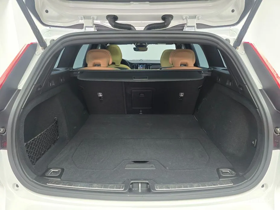 Volvo V60 2019 B5 Ultra AWD