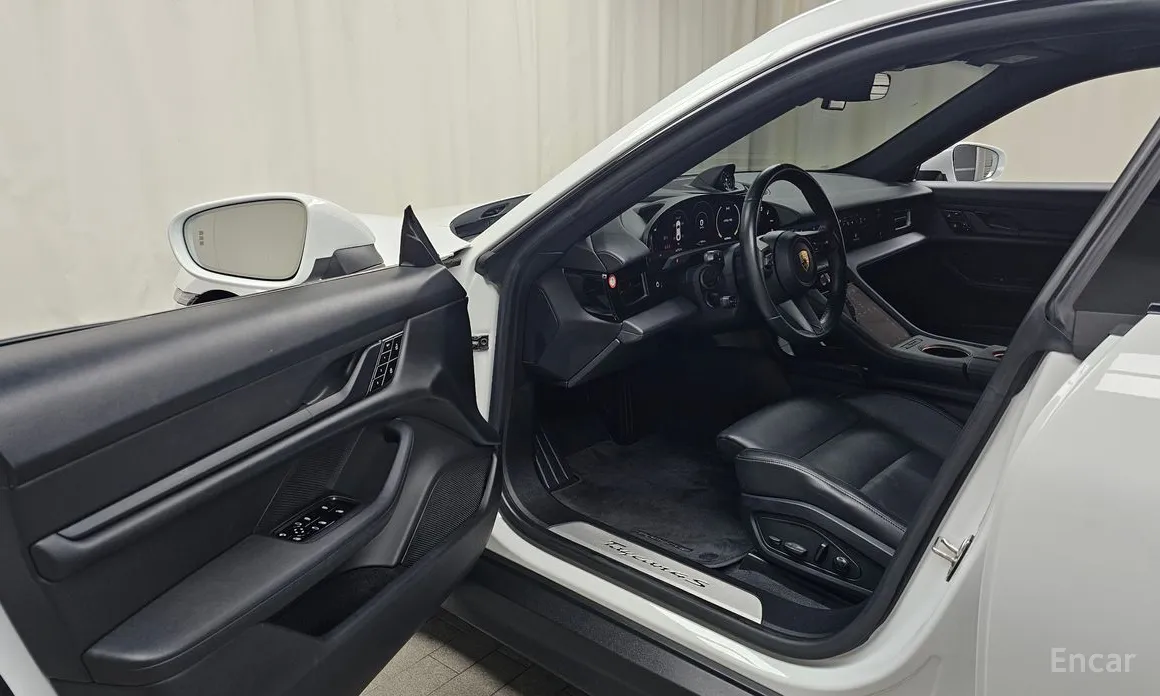 Porsche Taycan 2020 4S