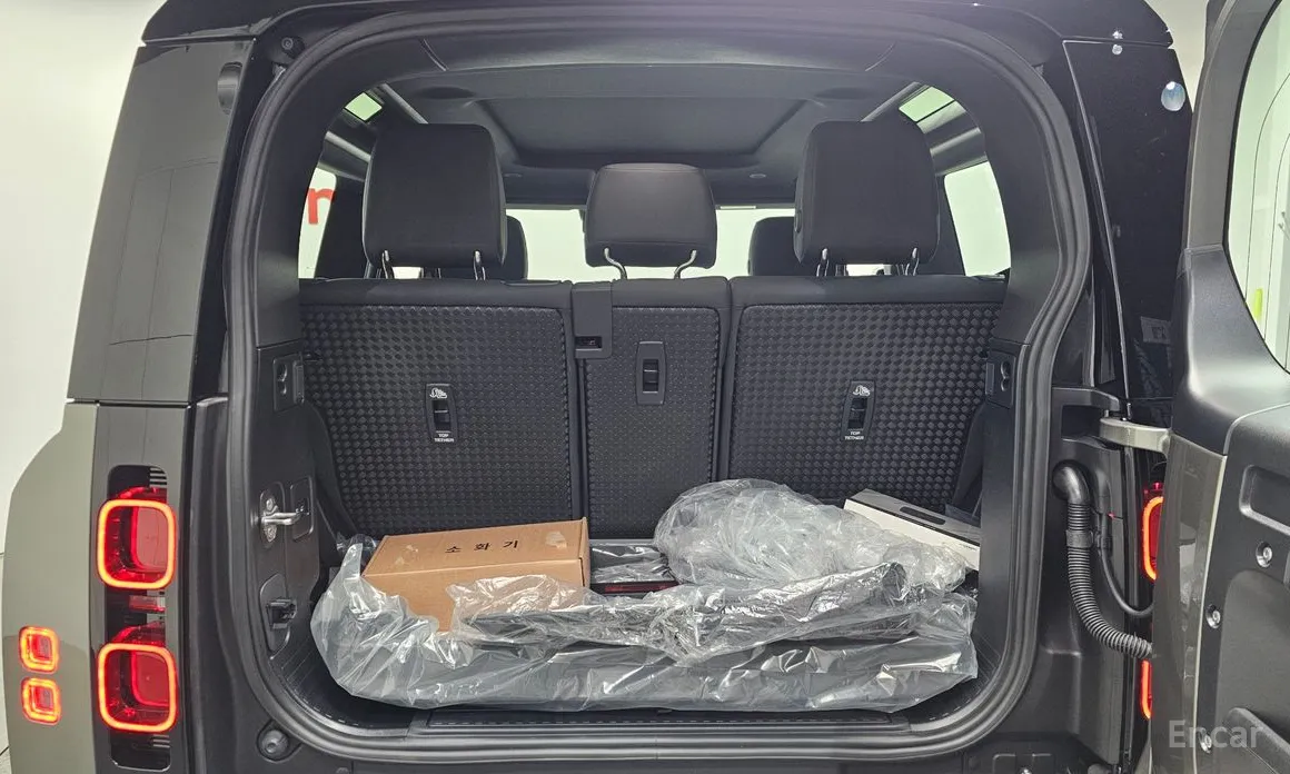 Land Rover Defender 2020 90 D250 X-Dynamic SE