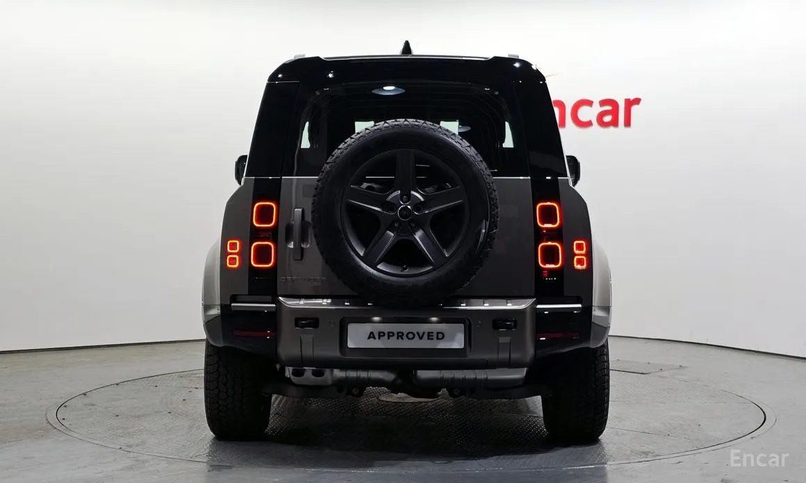 Land Rover Defender 2020 90 D250 X-Dynamic SE