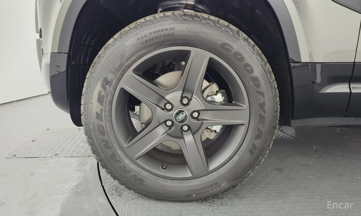 Land Rover Defender 2020 90 D250 X-Dynamic SE