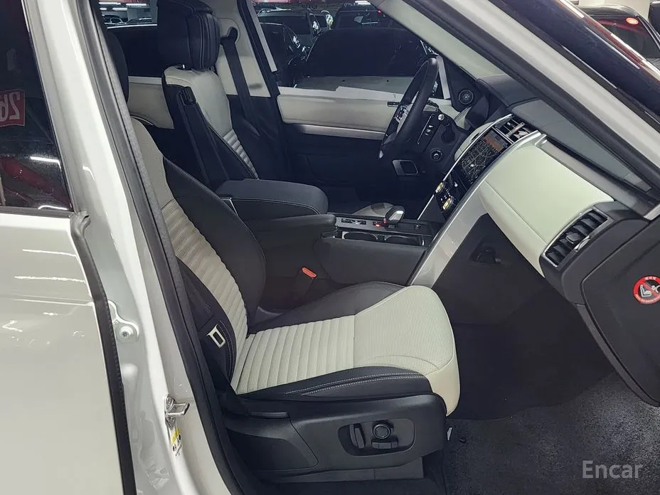 Land Rover Discovery 2017 P360 Dynamic HSE