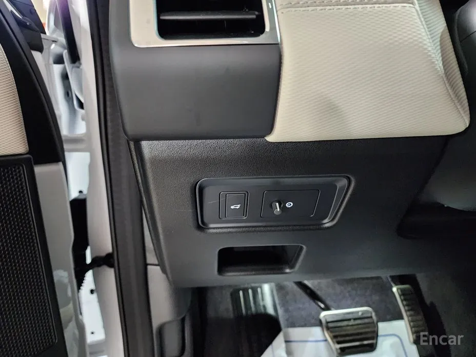 Land Rover Discovery 2017 P360 Dynamic HSE