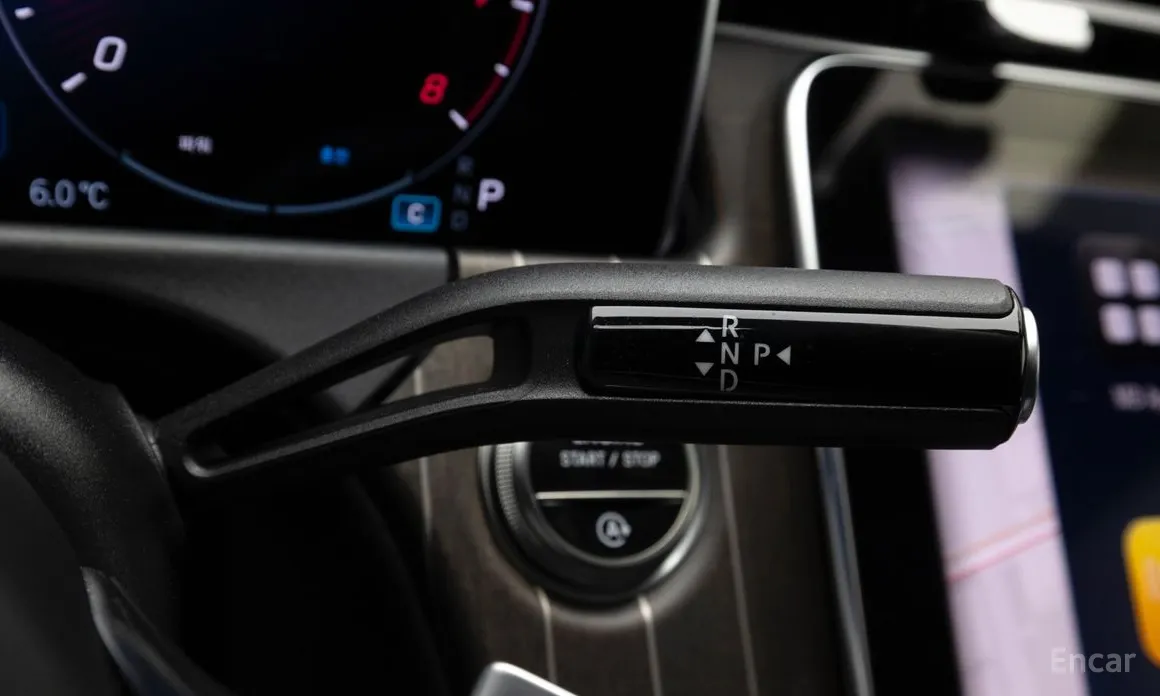 Mercedes-Benz E-Class 2024 E300 4MATIC Exclusive