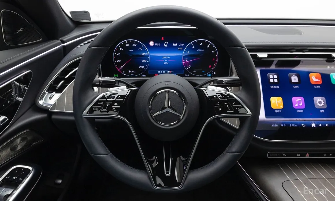 Mercedes-Benz E-Class 2024 E300 4MATIC Exclusive