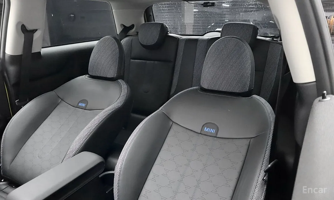 Mini Cooper 2024 Classic