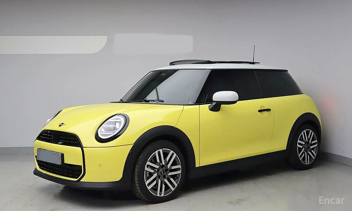 Mini Cooper 2024 Classic