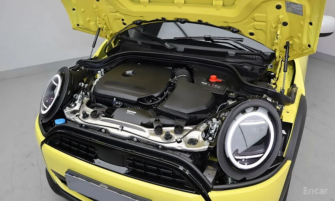 Mini Cooper 2024 Classic