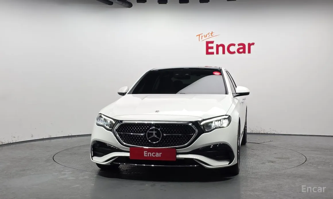 Mercedes-Benz E-Class 2024 E200 Avantgarde Limited