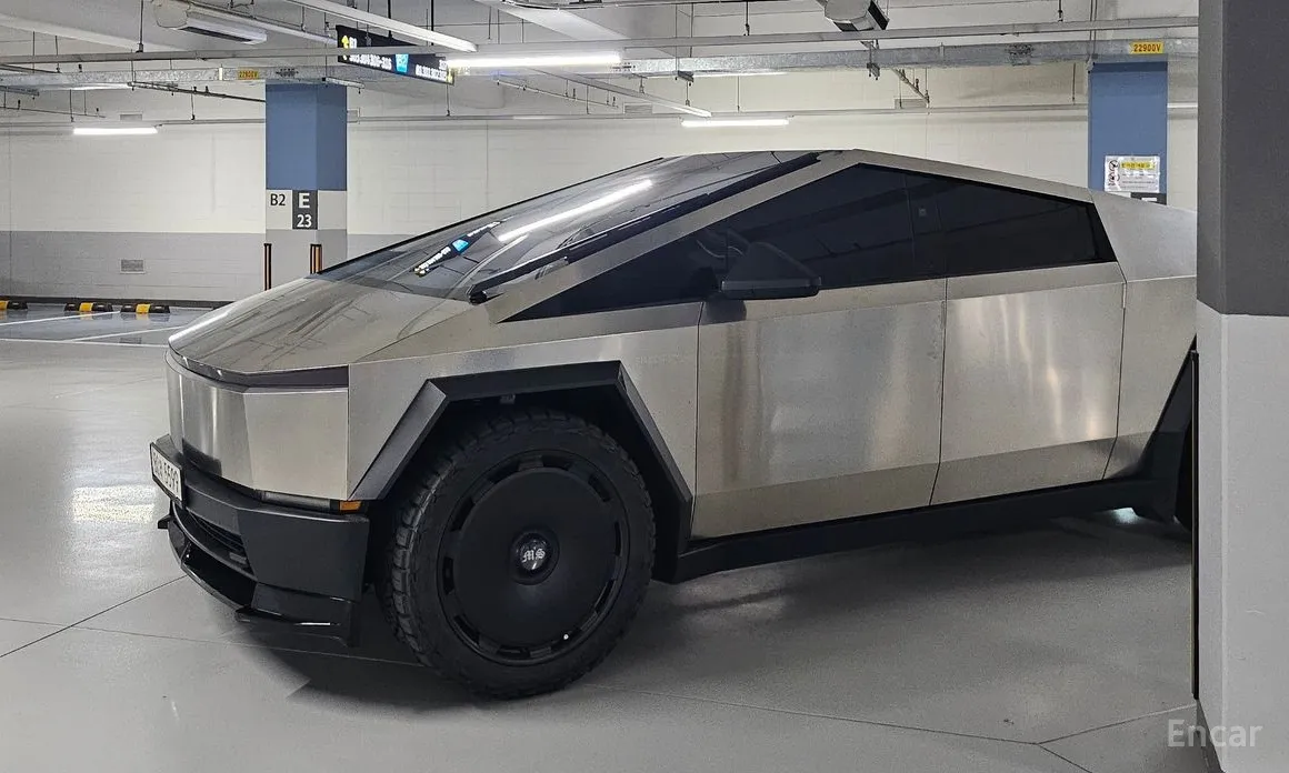 Tesla Cybertruck 2023 AWD