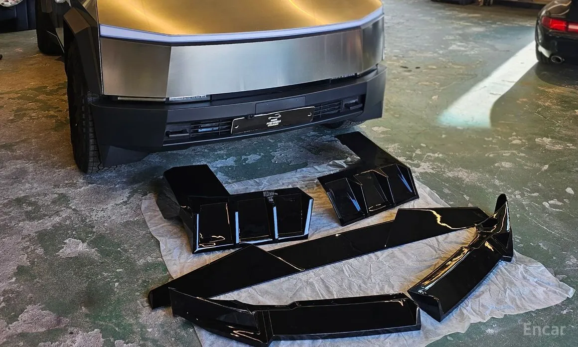 Tesla Cybertruck 2023 AWD