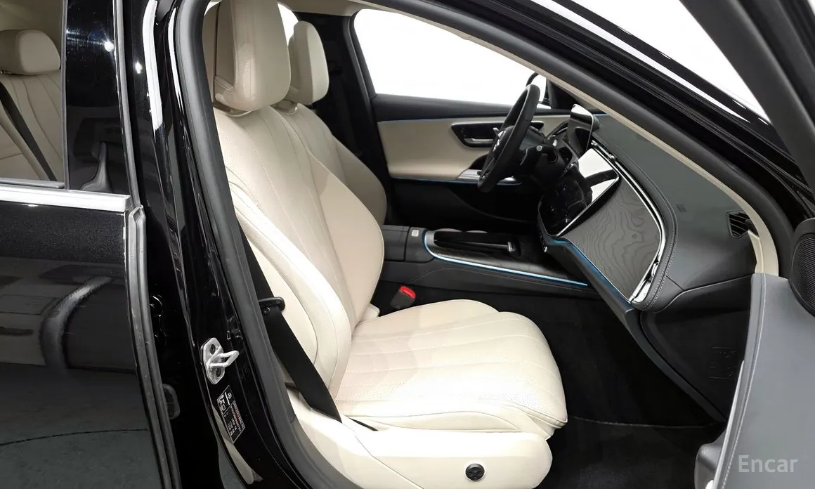 Mercedes-Benz E-Class 2024 E200 Avantgarde