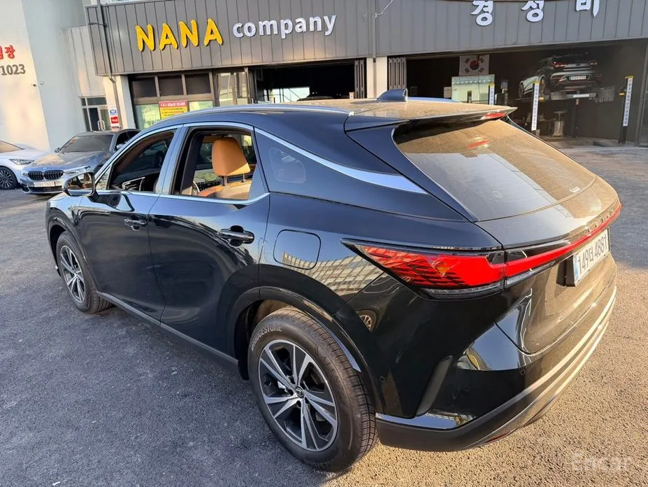 Lexus RX 2023 Premium