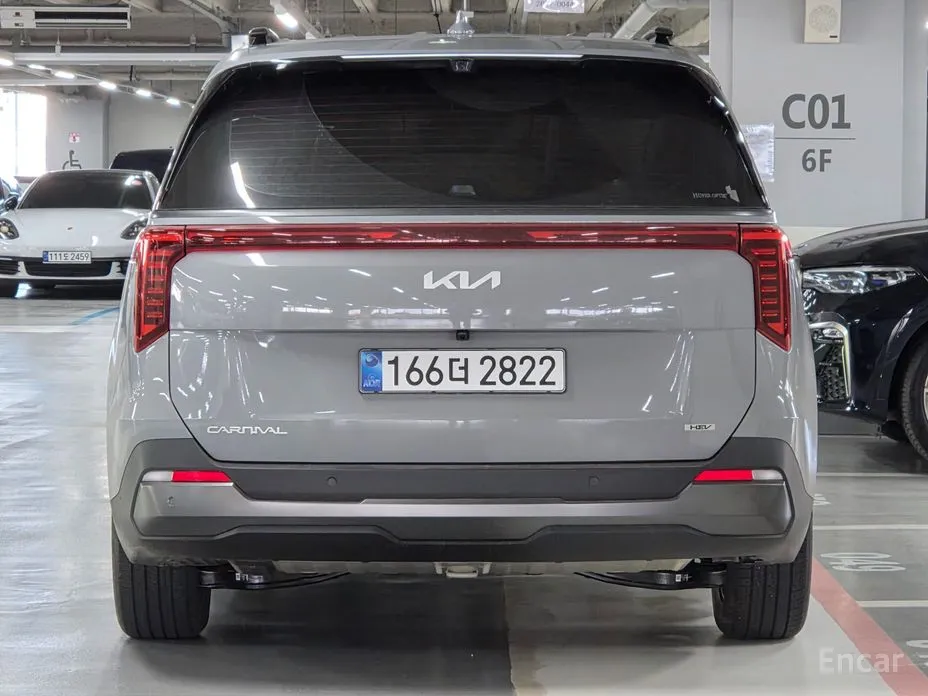 Kia Carnival 2023 HEV 9seater Gravity