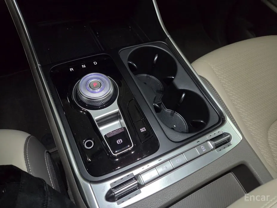 Kia Carnival 2023 HEV 9seater Gravity