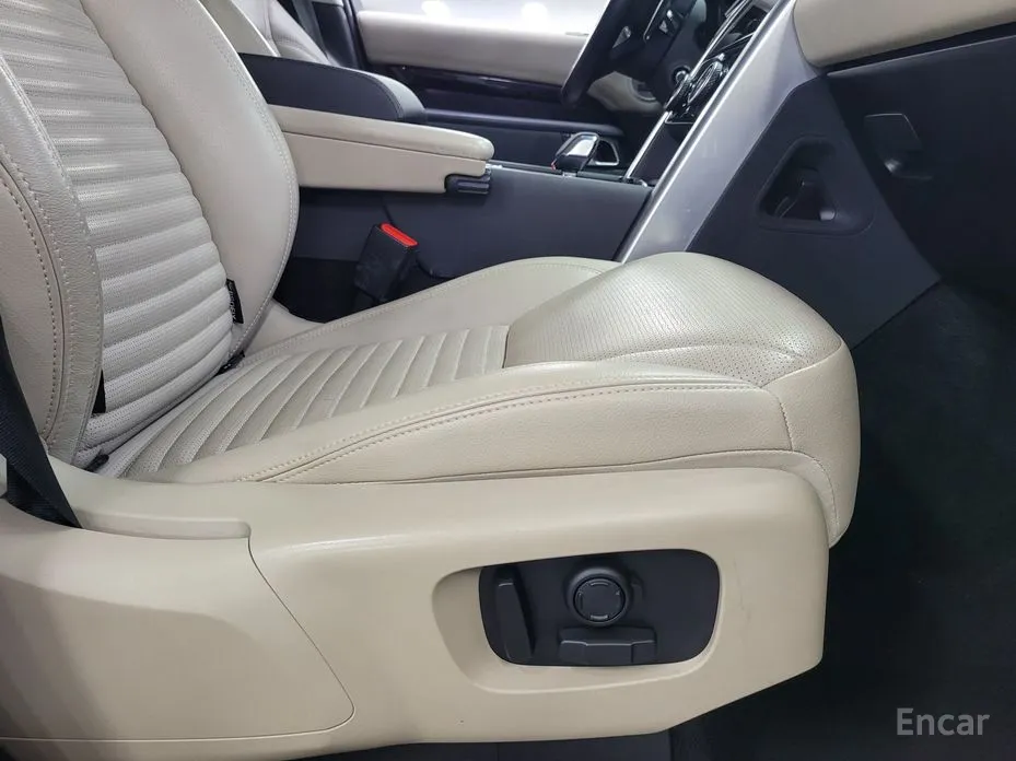 Land Rover Discovery 2017 D250 SE