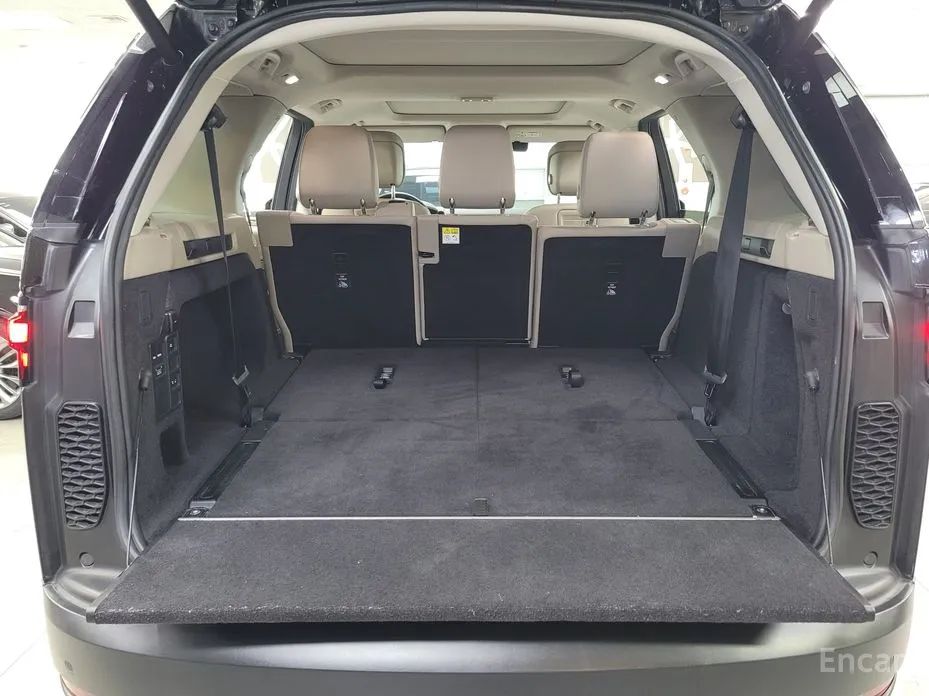 Land Rover Discovery 2017 D250 SE