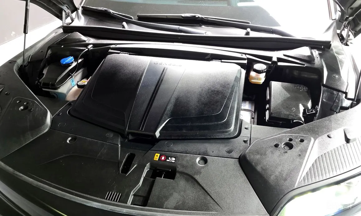 Genesis GV60 2021 Standard